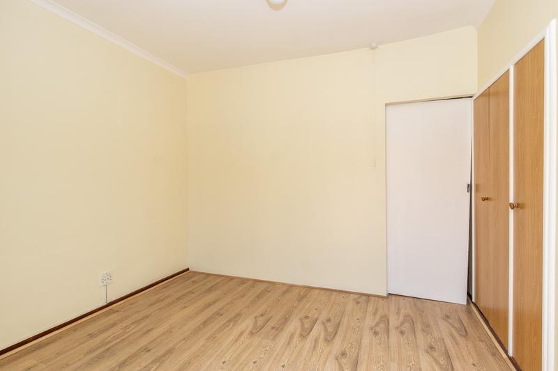 5 Bedroom Property for Sale in Bergvliet Western Cape